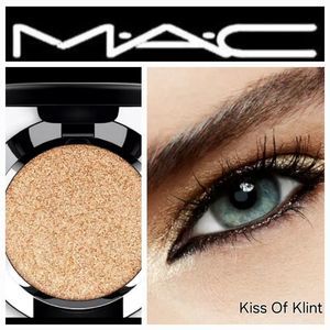 Mac Cosmetics Dazzleshadow Extreme